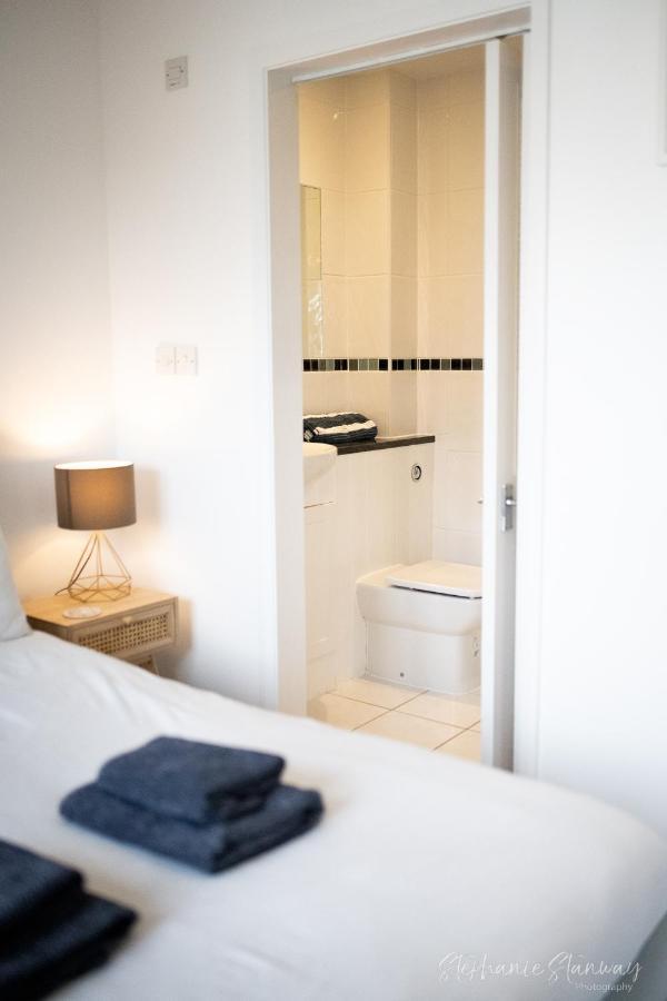 The Lookout, Modern Home From Home, Sleeps 5, With Private Parking & Outside Terrace St Ives Kültér fotó